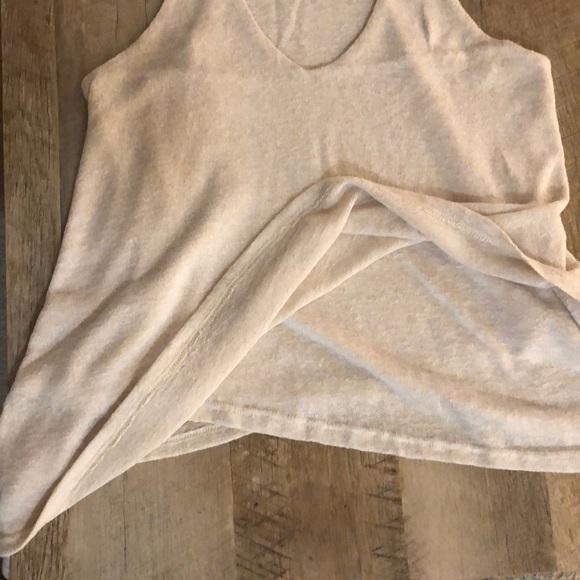 SOLD!!!! Urban Outfitters Tank Top - Picture 3 of 5